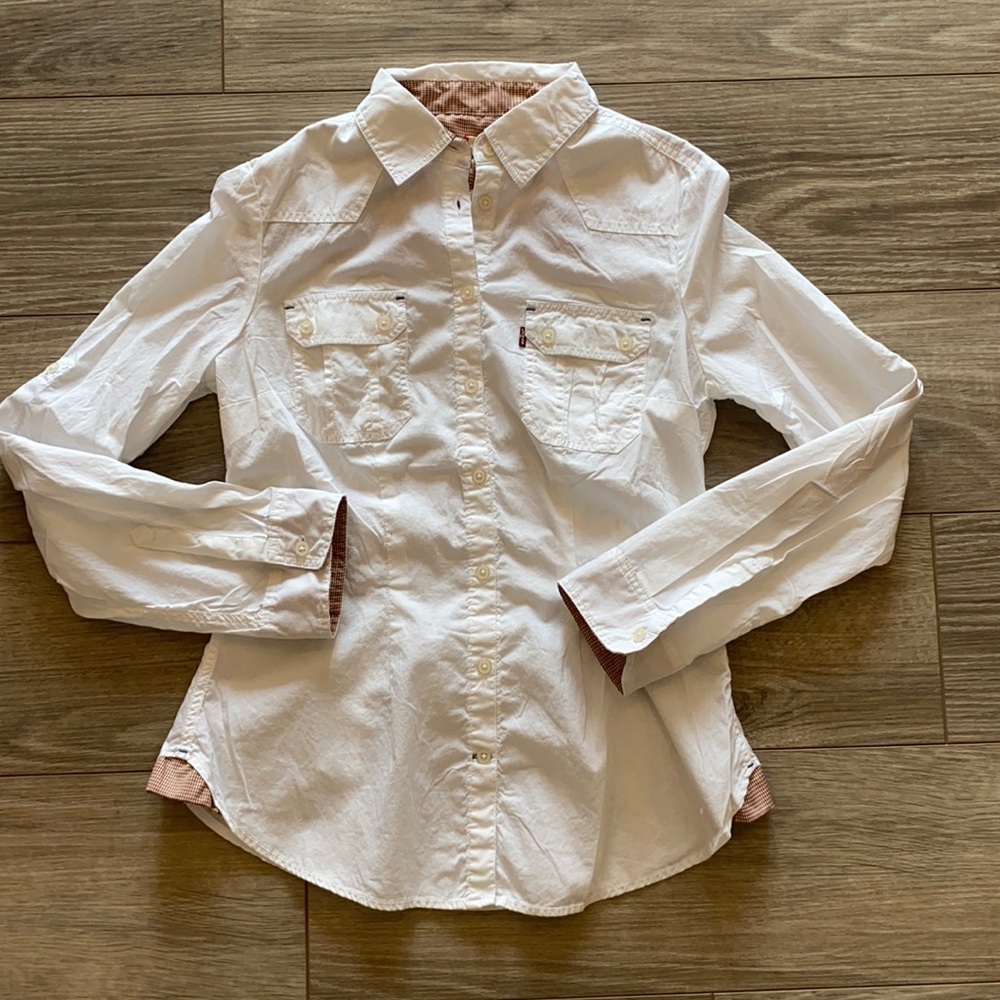 Levi’s Long Sleeve Button Up